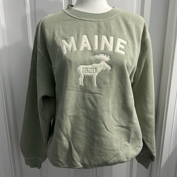 BLACKWATER BAY Tops - Vintage Maine Sweatshirt NWOT